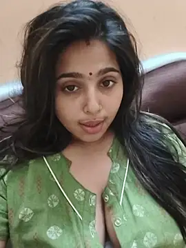 Snapshot of Sweet-Rani chatting on July 21, 2026, 5:58 pm Sweet-Rani online show from July 21, 2026, 5:58 pm