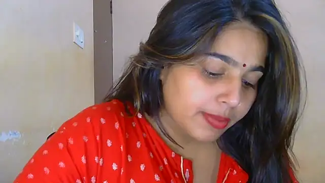 Snapshot of Sweet-Rani chatting on April 14, 2026, 8:47 pm Sweet-Rani online show from April 14, 2026, 8:47 pm