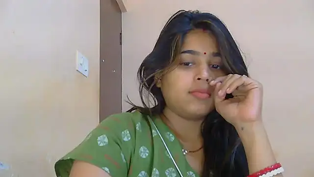 Snapshot of Sweet-Rani chatting on April 7, 2026, 4:53 pm Sweet-Rani online show from April 7, 2026, 4:53 pm