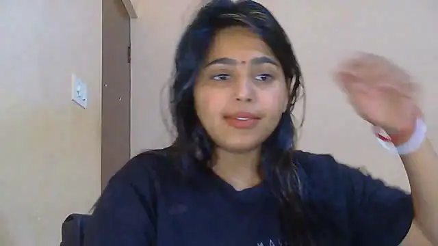 Snapshot of Sweet-Rani chatting on April 10, 2026, 5:42 pm Sweet-Rani online show from April 10, 2026, 5:42 pm