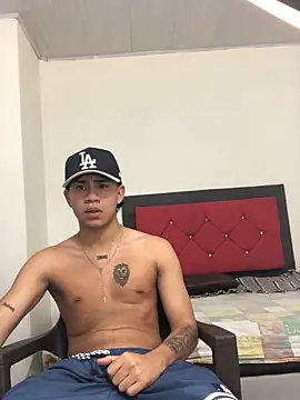 logannth online show from December 23, 2025, 5:07 am