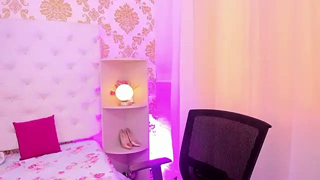 emaa lambert online show from January 8, 2026, 6:47 pm