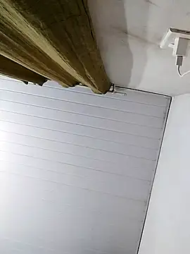 fofinhaa12 online show from September 13, 2025, 8:42 pm