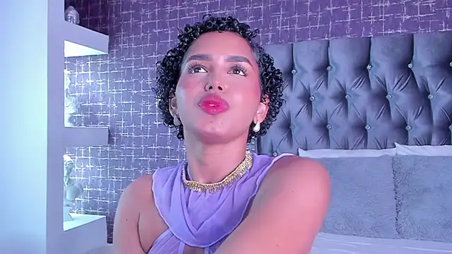 Snapshot of TOKIONAIANA chatting on February 7, 2025, 1:11 pm TOKIONAIANA online show from February 7, 2025, 1:11 pm