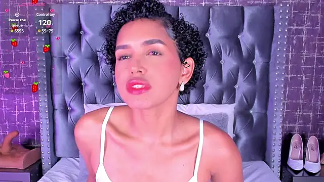 Snapshot of TOKIONAIANA chatting on February 3, 2025, 1:19 pm TOKIONAIANA online show from February 3, 2025, 1:19 pm