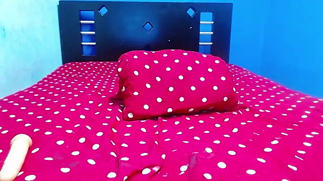 Juicy pamela5 online show from February 8, 2025, 12:06 am