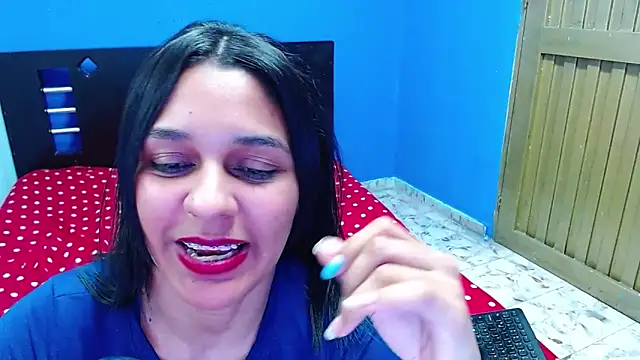 Juicy pamela5 online show from December 5, 2024, 8:38 pm