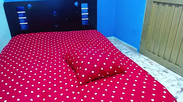 Juicy pamela5 online show from February 28, 2025, 3:48 pm