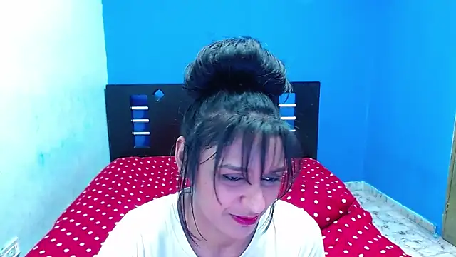 Juicy pamela5 online show from February 14, 2025, 8:26 pm