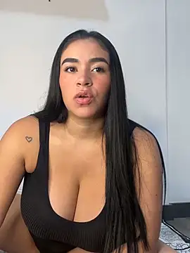 kristynmassey online show from October 23, 2025, 8:29 pm