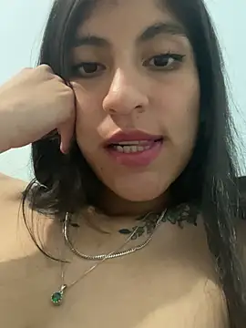 Snapshot of Sweett_Sarita chatting on January 5, 2025, 3:11 am Sweett Sarita online show from January 5, 2025, 3:11 am
