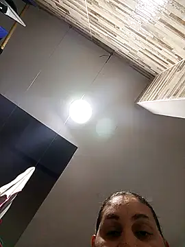 Snapshot of MirandaSoto chatting on November 28, 2025, 3:28 am MirandaSoto online show from November 28, 2025, 3:28 am