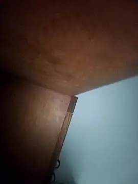 Snapshot of MirandaSoto chatting on October 21, 2025, 3:39 am MirandaSoto online show from October 21, 2025, 3:39 am