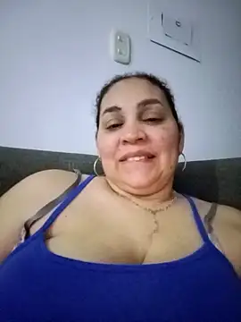 Snapshot of MirandaSoto chatting on February 4, 2026, 3:34 am MirandaSoto online show from February 4, 2026, 3:34 am