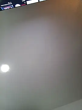 Snapshot of MirandaSoto chatting on December 17, 2025, 4:06 am MirandaSoto online show from December 17, 2025, 4:06 am