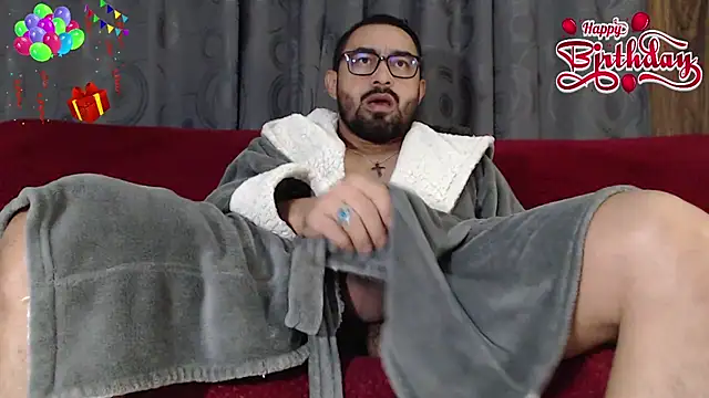 Snapshot of Ryan-theman chatting on November 28, 2025, 1:06 am Ryan-theman online show from November 28, 2025, 1:06 am