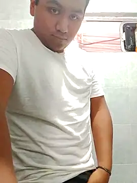 Snapshot of R1ch_Daddy chatting on June 21, 2026, 9:20 pm R1ch Daddy online show from June 21, 2026, 9:20 pm