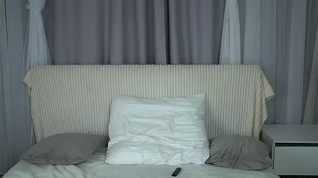 Snapshot of VeronaAppleberry chatting on November 23, 2025, 11:42 am VeronaAppleberry online show from November 23, 2025, 11:42 am