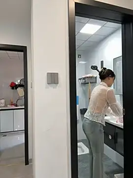 Lfeiji online show from March 19, 2025, 8:55 am