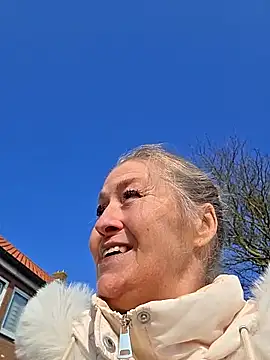 Snapshot of lisalustjouw chatting on March 4, 2026, 12:13 pm lisalustjouw online show from March 4, 2026, 12:13 pm