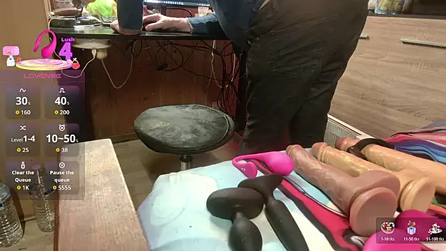 misteryman1956 online show from October 30, 2025, 10:24 am