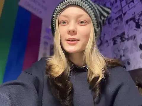 Midnight Mystery online show from January 4, 2025, 8:37 pm