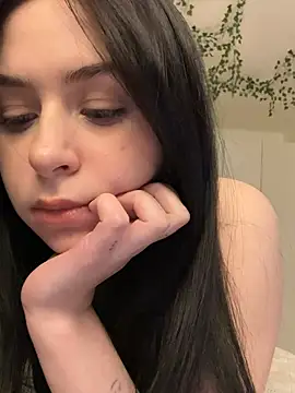  SweetCandyy online show from February 28, 2025, 3:37 am