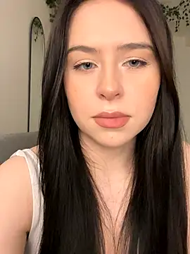  SweetCandyy online show from September 19, 2025, 7:18 pm