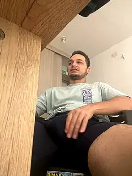 LabronsAd online show from December 4, 2024, 1:58 pm