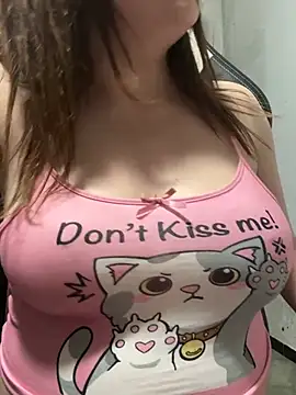 Snapshot of Ladysofiaxxx chatting on February 18, 2026, 10:28 pm Ladysofiaxxx online show from February 18, 2026, 10:28 pm