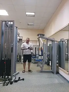 Snapshot of Crek666 chatting on May 19, 2026, 3:35 am Crek666 online show from May 19, 2026, 3:35 am