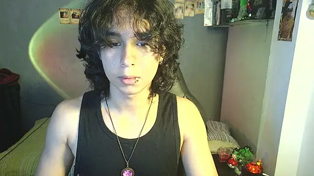 Snapshot of kairozz chatting on March 10, 2025, 1:43 pm kairozz online show from March 10, 2025, 1:43 pm