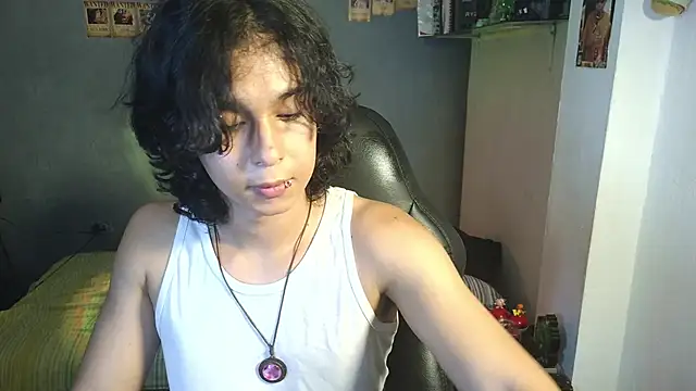 Snapshot of kairozz chatting on March 6, 2025, 9:20 pm kairozz online show from March 6, 2025, 9:20 pm