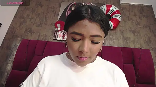 nicole  parker1 online show from January 7, 2026, 7:08 pm