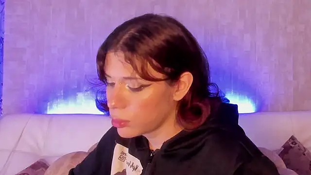 Snapshot of pixy_20 chatting on November 12, 2025, 9:02 am pixy 20 online show from November 12, 2025, 9:02 am