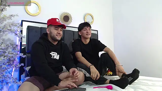 Snapshot of Valerio_22 chatting on October 21, 2025, 3:50 am Valerio 22 online show from October 21, 2025, 3:50 am