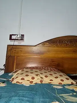 royaldoll-143 online show from December 5, 2024, 7:55 pm