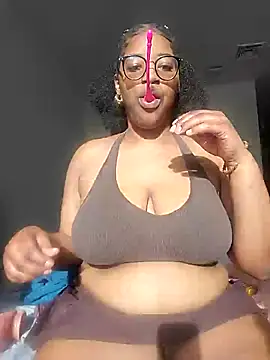 FKAGoddess online show from March 10, 2025, 1:10 pm