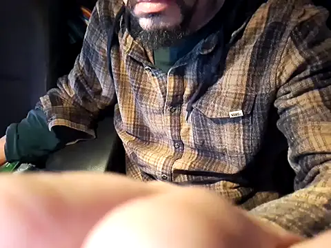 Snapshot of Curved4Pleasure chatting on December 4, 2024, 12:13 am Curved4Pleasure online show from December 4, 2024, 12:13 am