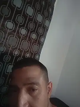 gemini12838 online show from April 9, 2026, 9:32 pm