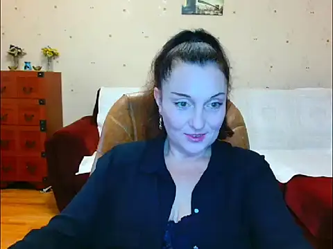 Snapshot of Alice3694 chatting on December 1, 2025, 6:47 am Alice3694 online show from December 1, 2025, 6:47 am