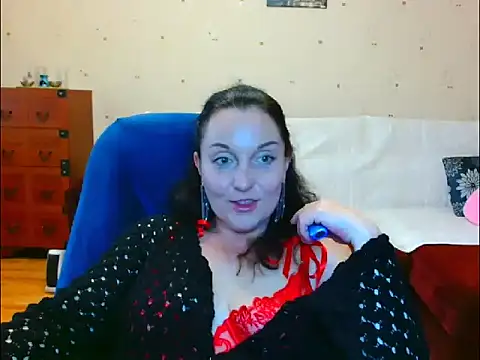 Snapshot of Alice3694 chatting on May 13, 2026, 6:42 am Alice3694 online show from May 13, 2026, 6:42 am
