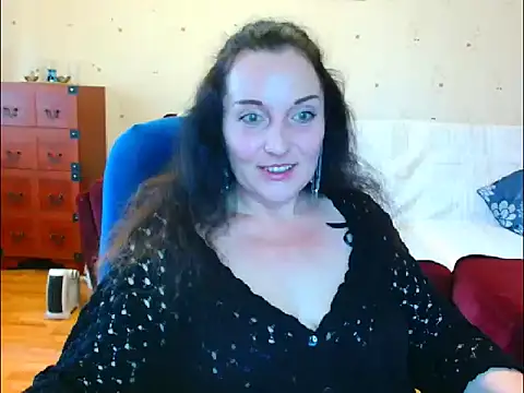 Snapshot of Alice3694 chatting on April 24, 2026, 6:48 am Alice3694 online show from April 24, 2026, 6:48 am