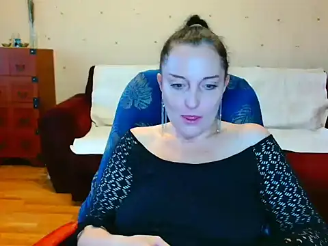 Alice3694 online show from March 18, 2026, 5:21 am