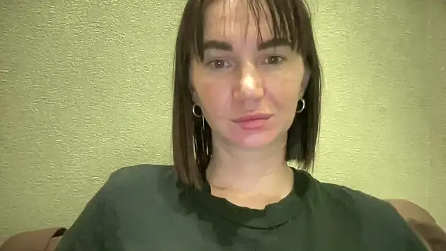 Snapshot of EvilDemon94 chatting on December 1, 2025, 12:28 pm EvilDemon94 online show from December 1, 2025, 12:28 pm