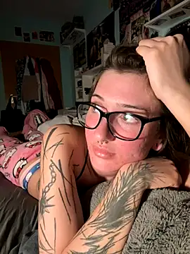 Snapshot of SonjaPrivat69_ chatting on September 26, 2025, 7:21 pm SonjaPrivat69 online show from September 26, 2025, 7:21 pm