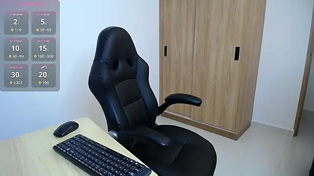 karoll marquez online show from February 2, 2026, 5:28 am