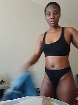 Snapshot of Lucy_Blacksilk chatting on August 4, 2026, 12:20 pm Lucy Blacksilk online show from August 4, 2026, 12:20 pm