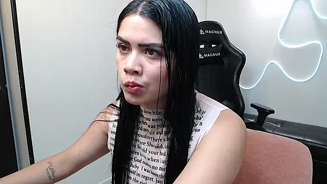 Snapshot of team_dinamite69 chatting on March 7, 2025, 2:23 pm team dinamite69 online show from March 7, 2025, 2:23 pm