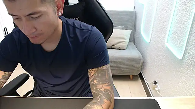 team dinamite69 online show from March 6, 2026, 12:00 pm